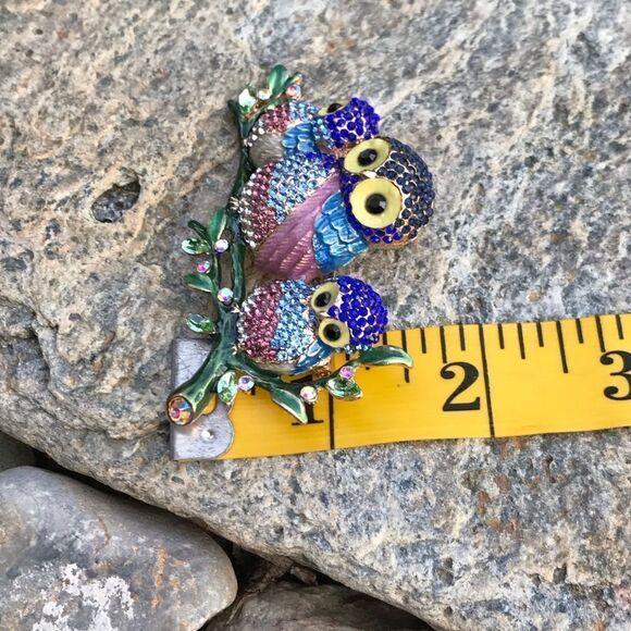 Owl Brooch - Picture 6 of 6